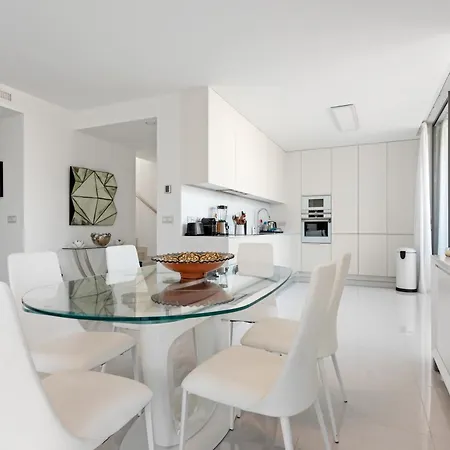 Cataleya 6, Atico 3-b Estepona