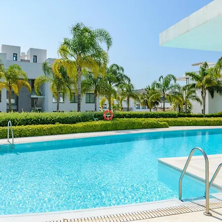 Cataleya 6, Atico 3-b * Estepona