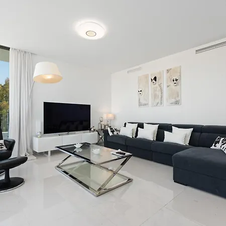 Apartment Cataleya 6, Atico 3-b Estepona